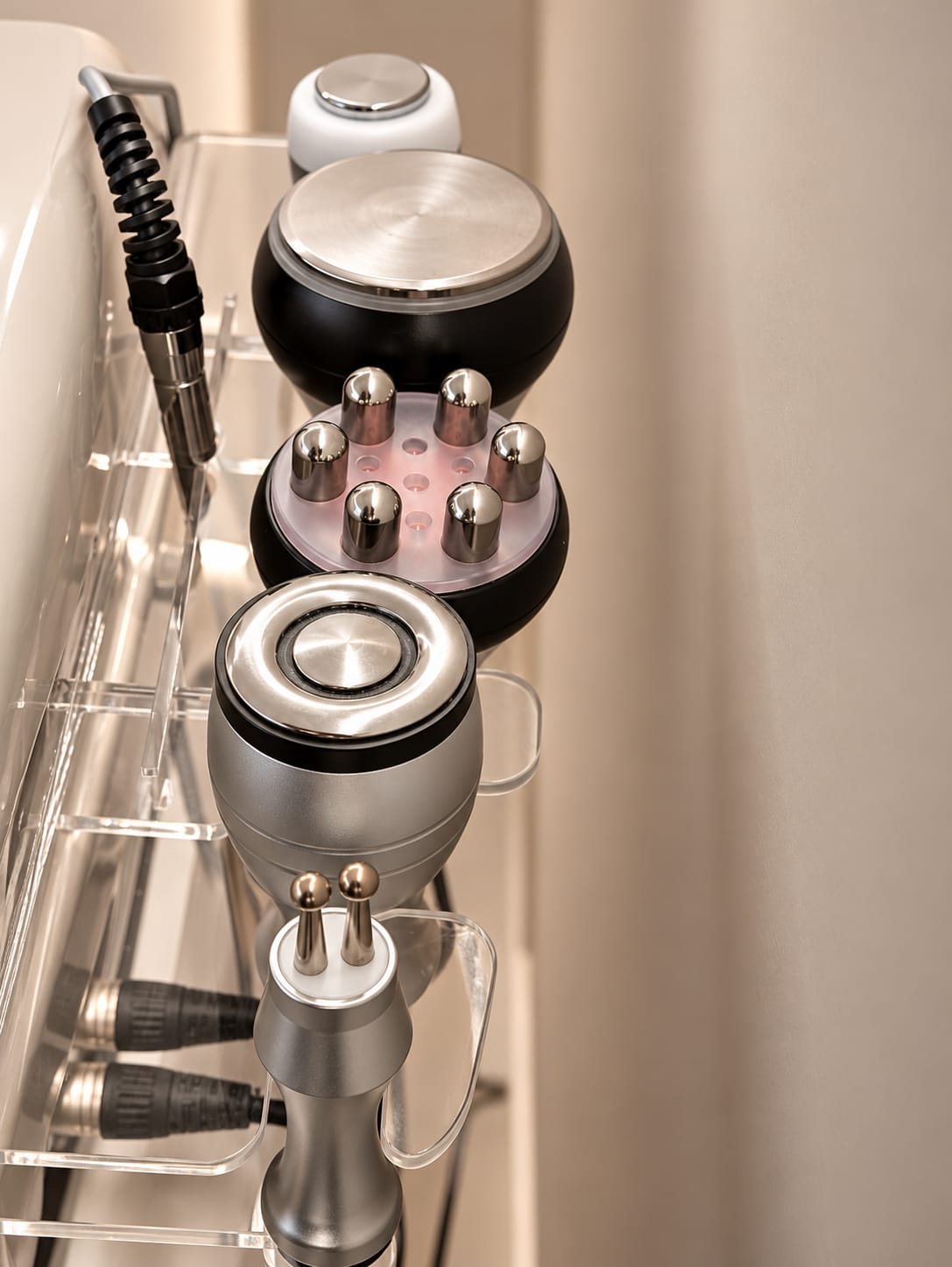 Les accessoires de l’appareil de soins minceur de la Maison de Beauté Âméa